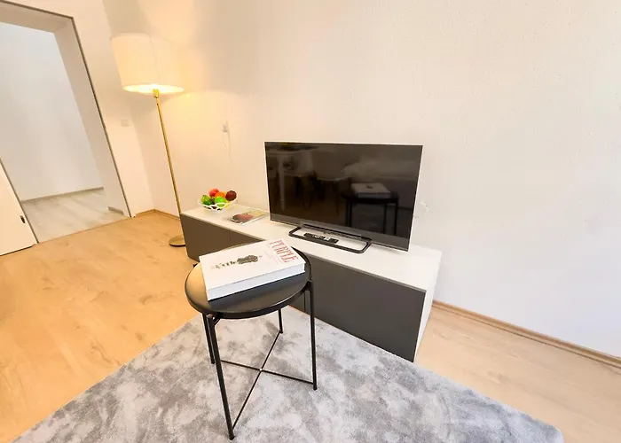 2 Bedroom Apartments, 18 Min To The Center, Smart Tv Bécs