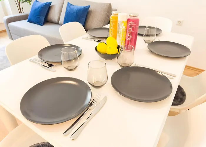 Apartman 2 Bedroom Apartments, 18 Min To The Center, Smart Tv Bécs
