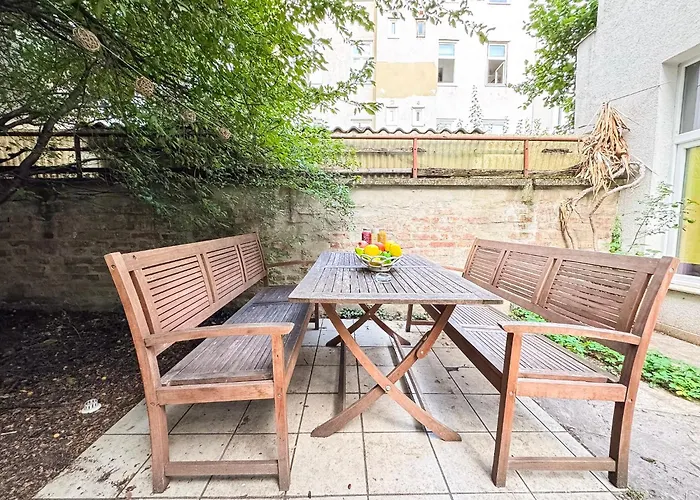 Apartman 2 Bedroom Apartments, 18 Min To The Center, Smart Tv *