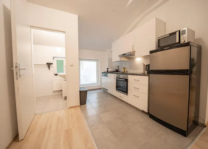 2 Bedroom Apartments, 18 Min To The Center, Smart Tv Apartman