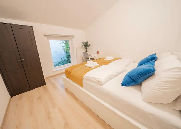 2 Bedroom Apartments, 18 Min To The Center, Smart Tv Apartman